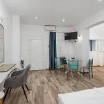 Otel Oasis Fira (Santorini)