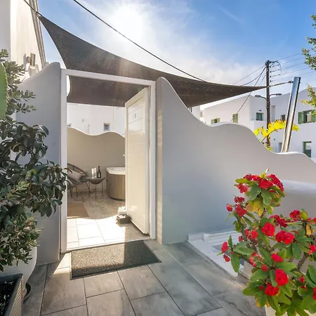 Oasis Hotel Fira (Santorini)