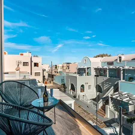 Oasis Hotel Fira (Santorini)