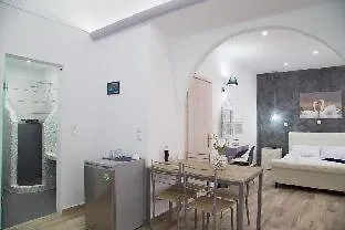 Hotel Oasis Fira (Santorini)