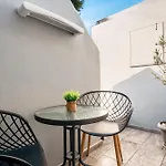 Oasis Hotell 3*