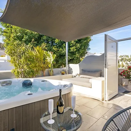 Hotel Oasis