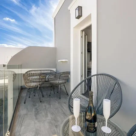 Oasis 3*