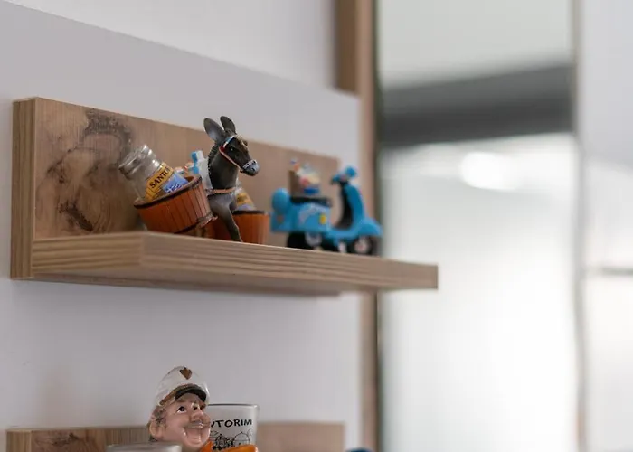 Oasis Fira (Santorini)