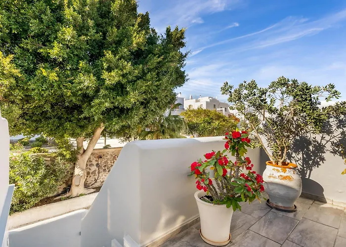 Hotel Oasis Fira (Santorini)