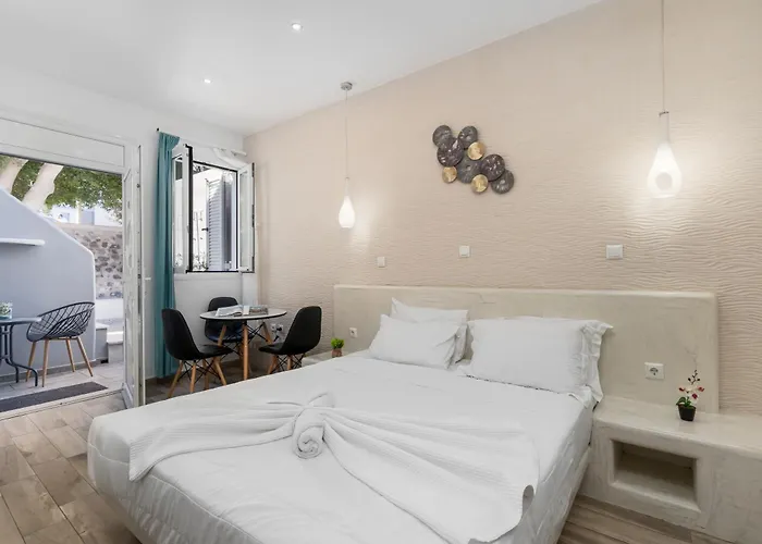 Oasis Szálloda Fíra