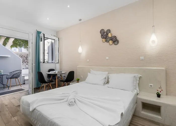 Oasis Szálloda Fíra